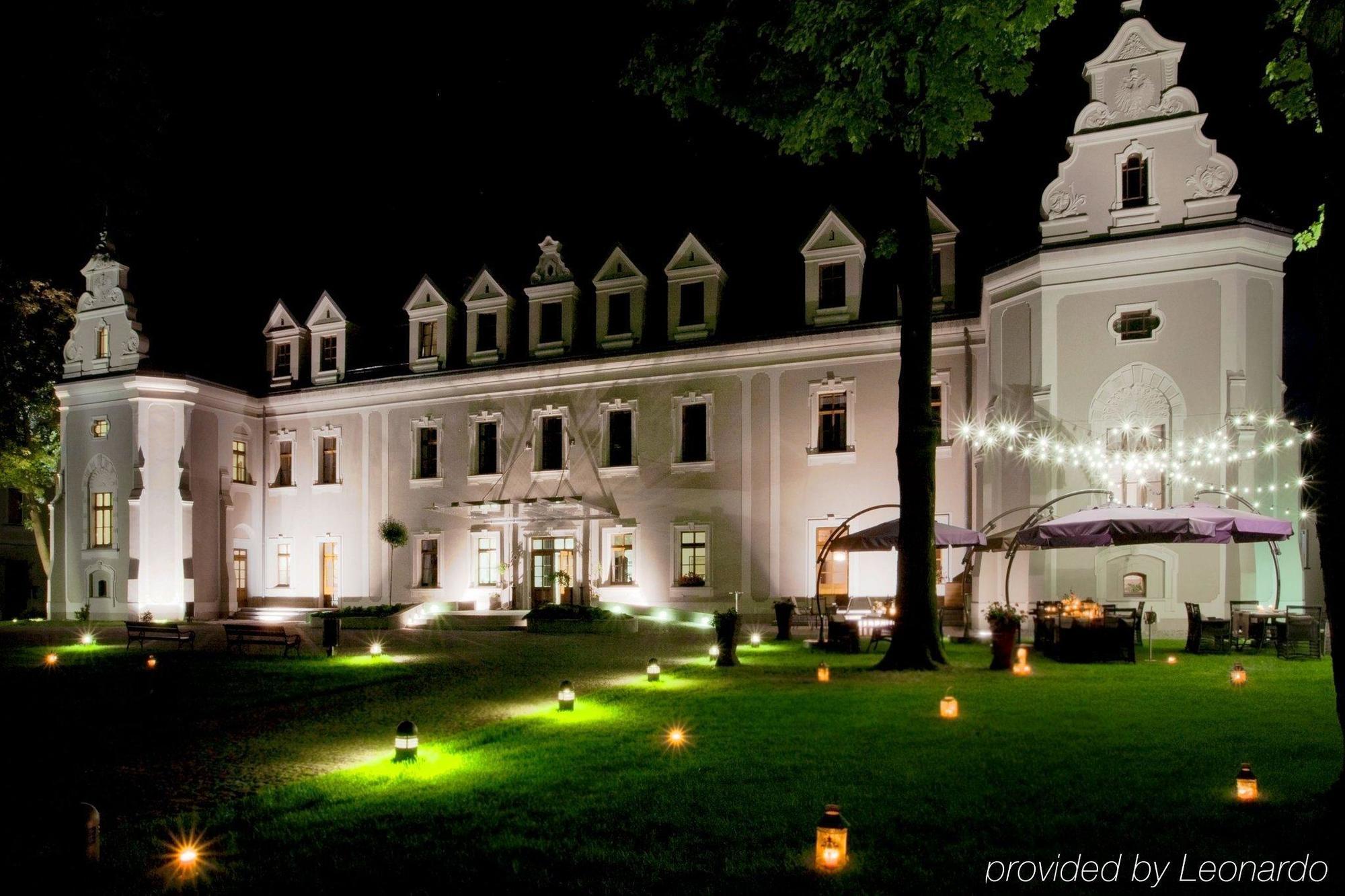 Hotel Zamek Lubliniec Exteriör bild