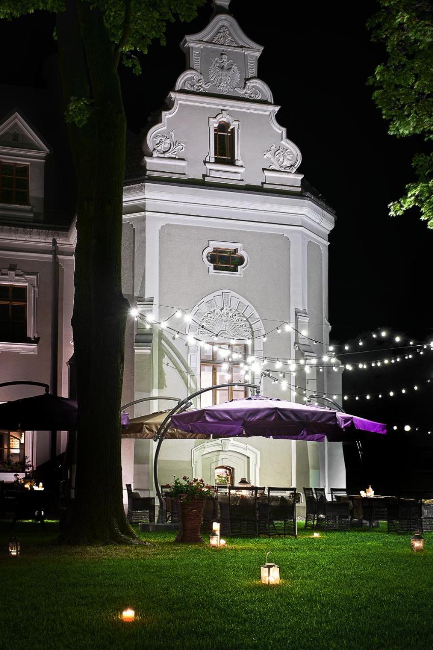 Hotel Zamek Lubliniec Exteriör bild