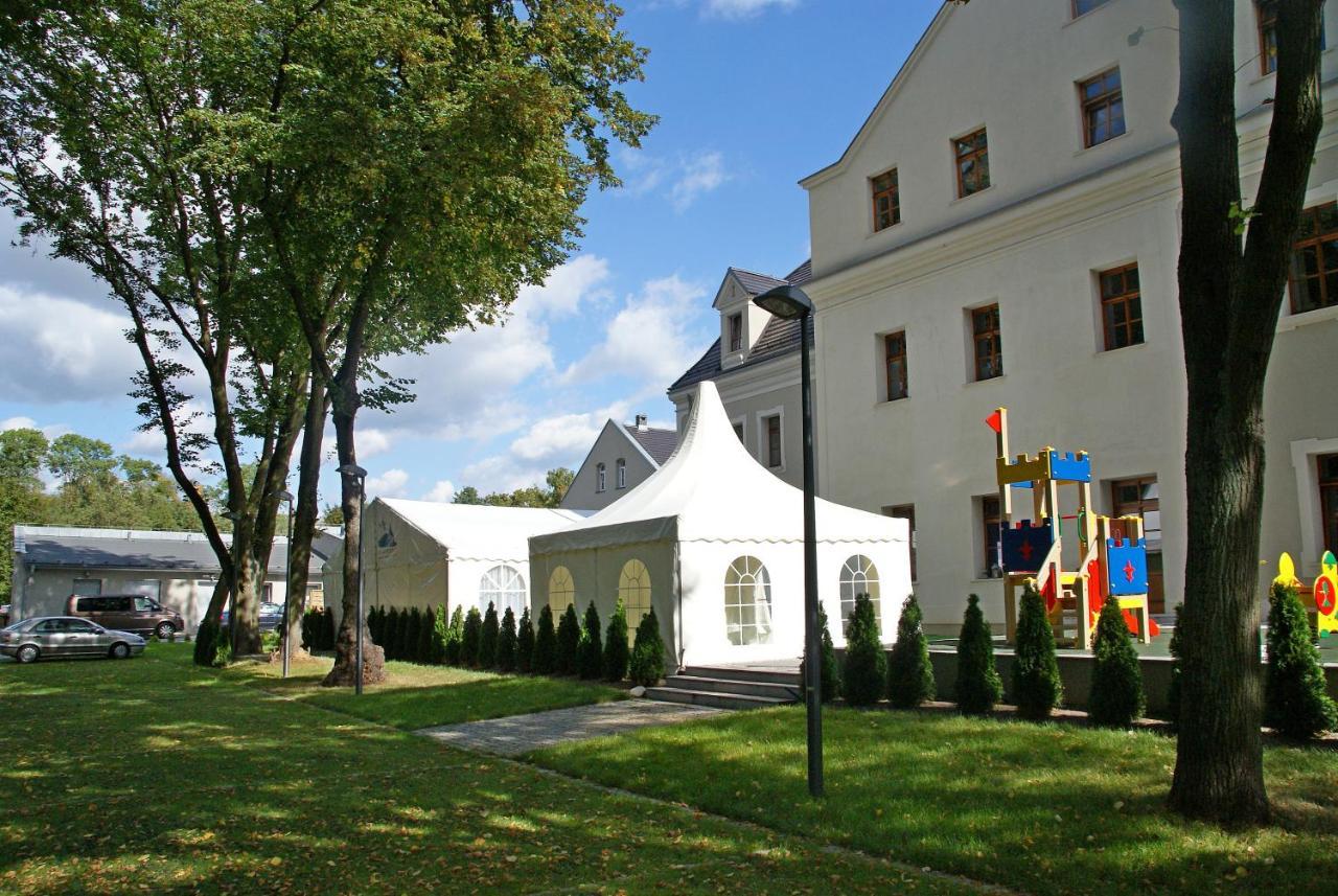 Hotel Zamek Lubliniec Exteriör bild