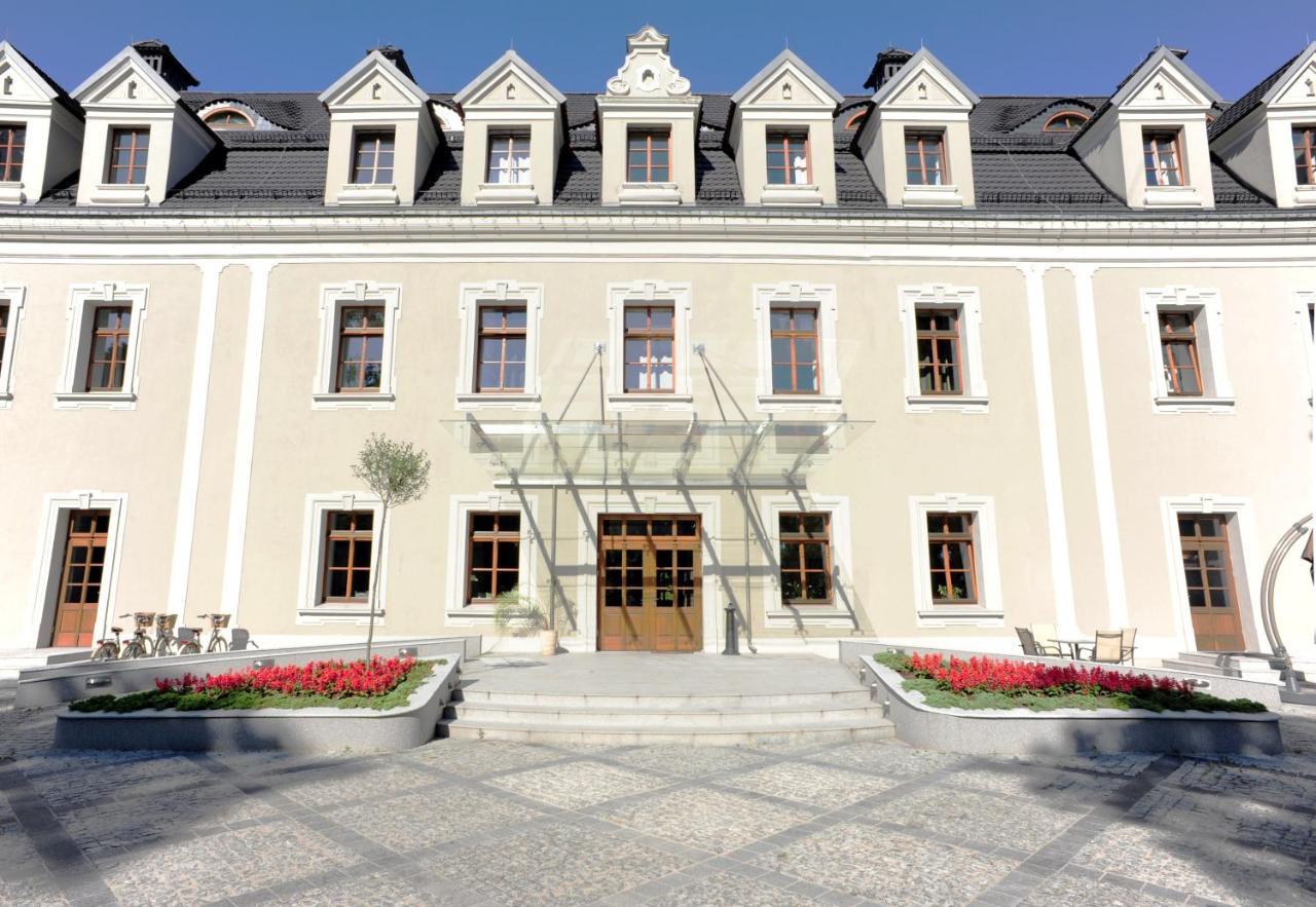 Hotel Zamek Lubliniec Exteriör bild